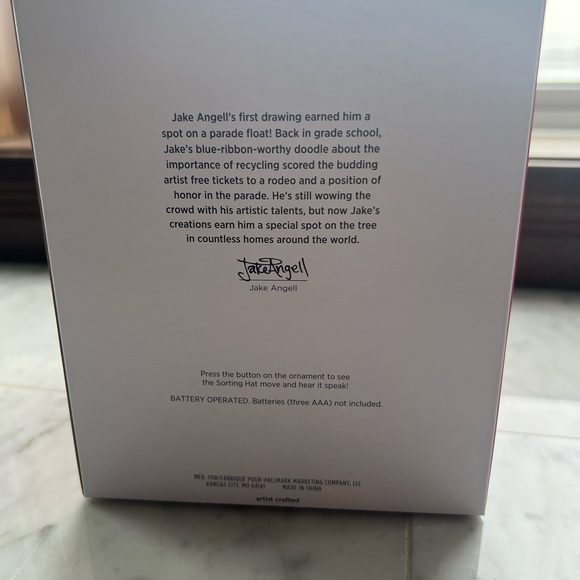 Hallmark  Harry Potter Sorting Hat Christmas Ornament With Sound and Motion NEW - Picture 3 of 4